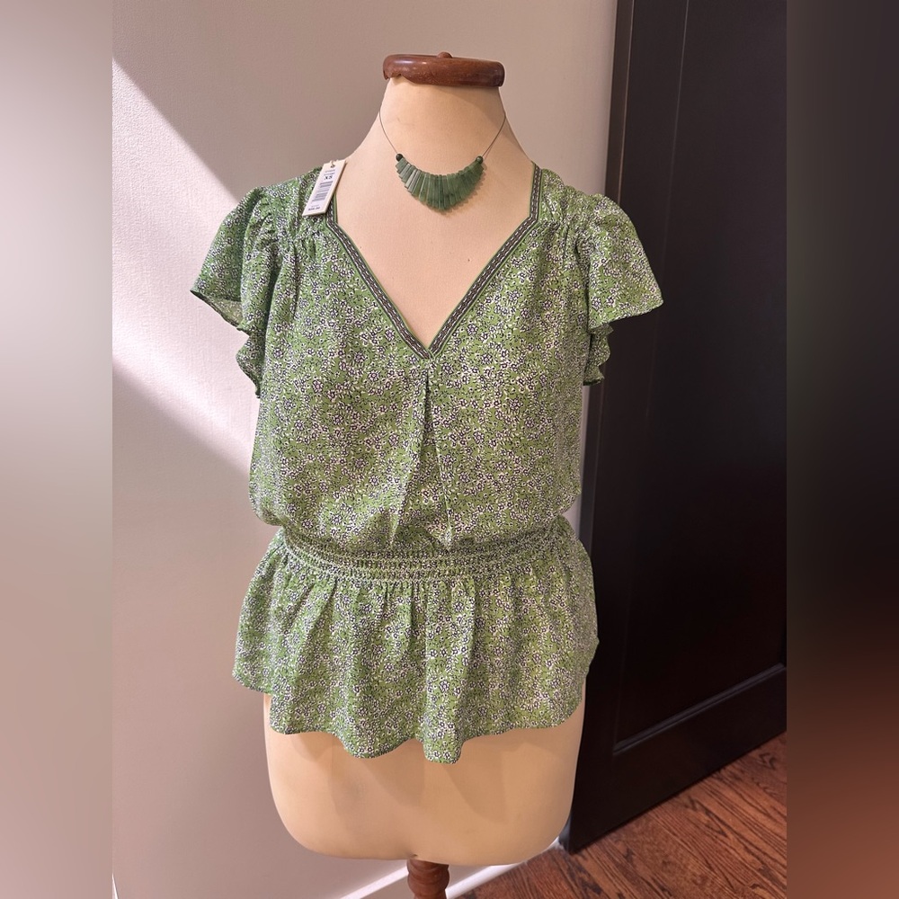 Max Studio Green Patterned Blouse - New with tag